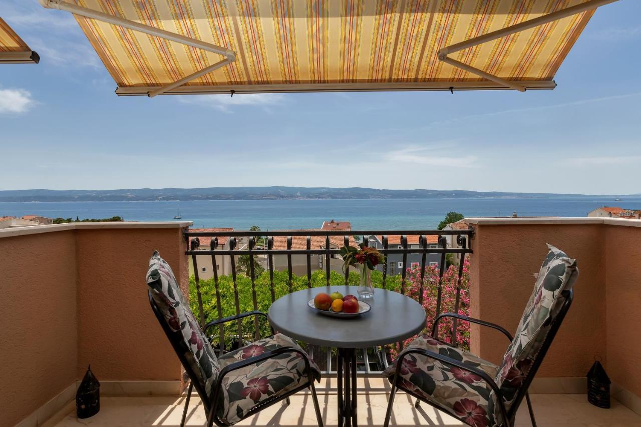 Apartments And Rooms With Parking Space Duce, Omis - 10303 Exterior photo