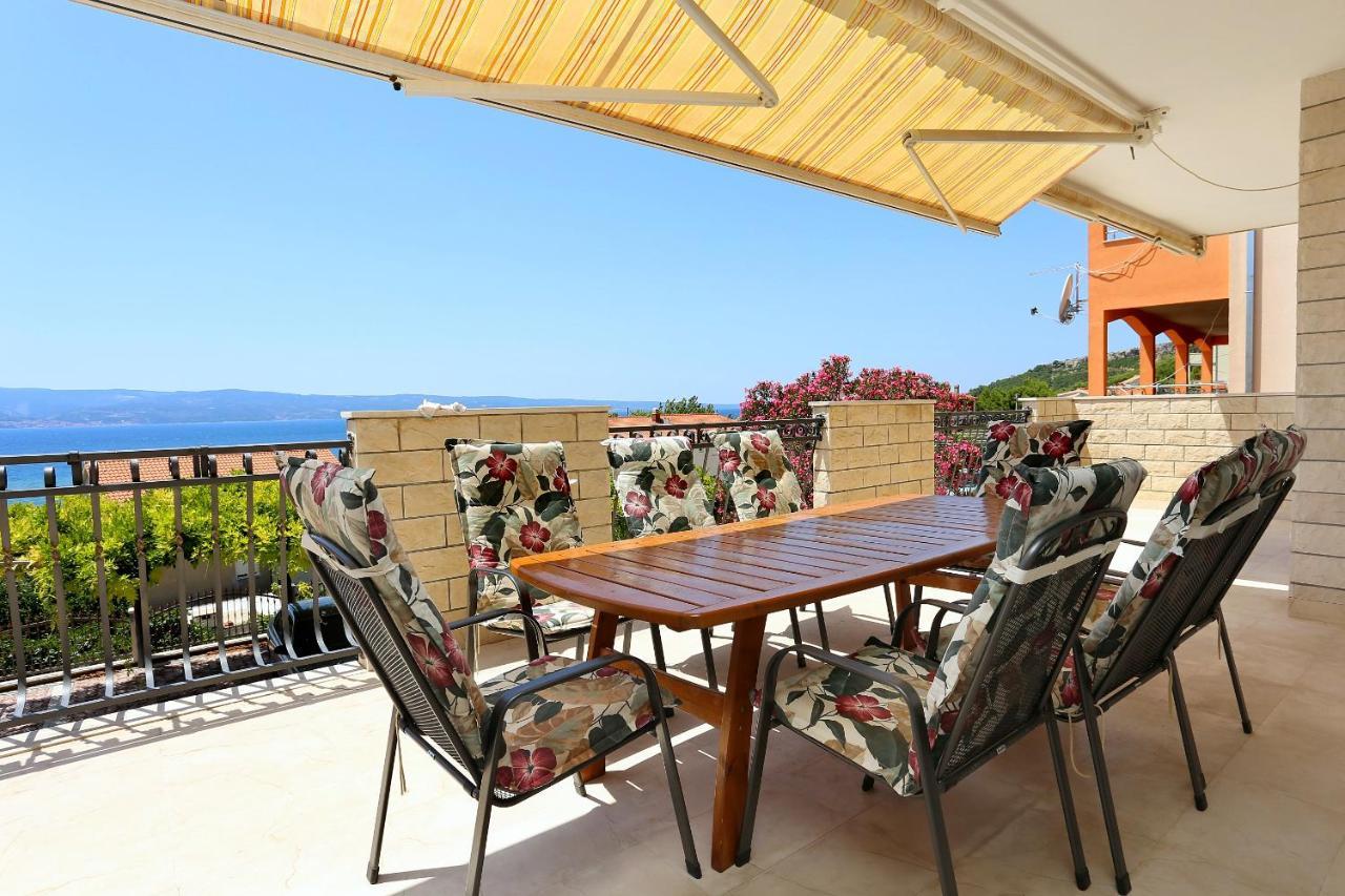 Apartments And Rooms With Parking Space Duce, Omis - 10303 Exterior photo