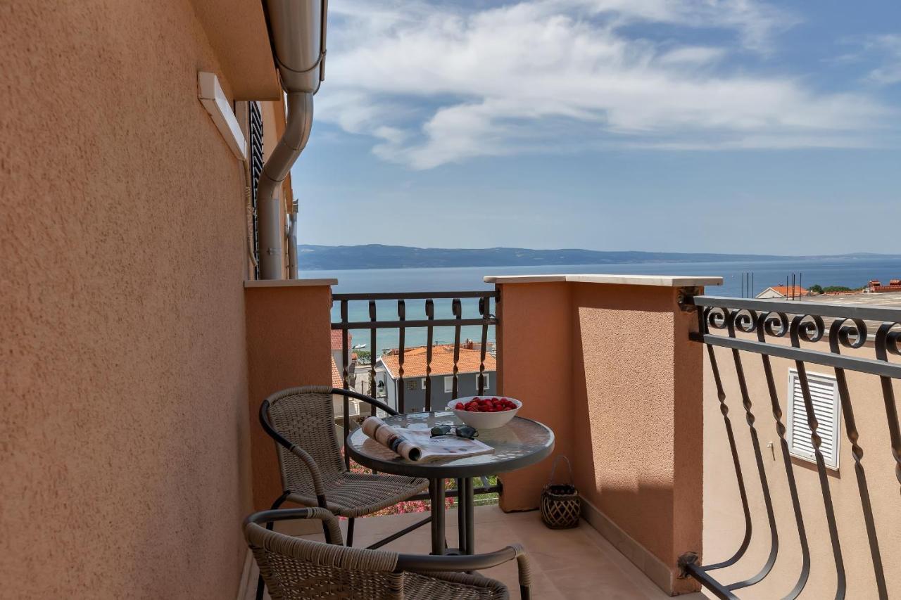 Apartments And Rooms With Parking Space Duce, Omis - 10303 Exterior photo
