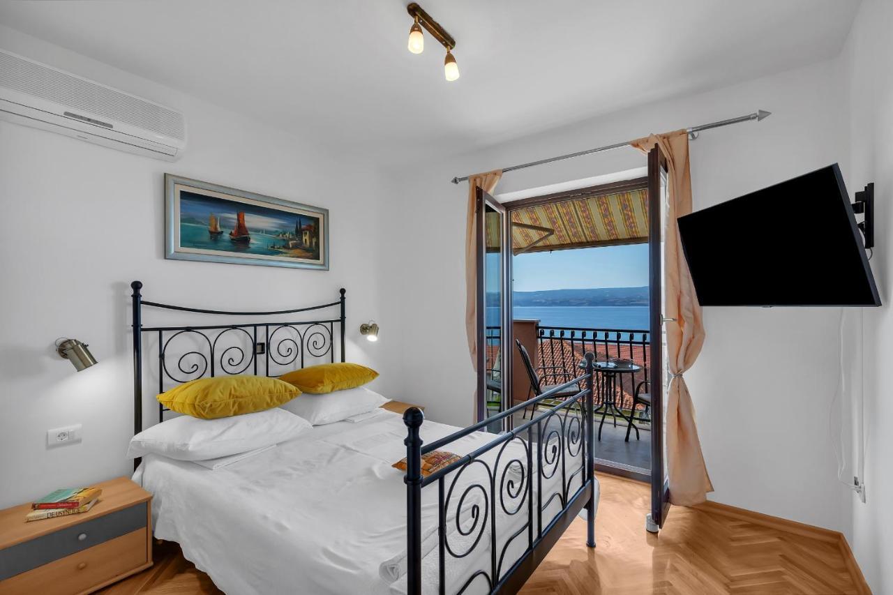 Apartments And Rooms With Parking Space Duce, Omis - 10303 Exterior photo